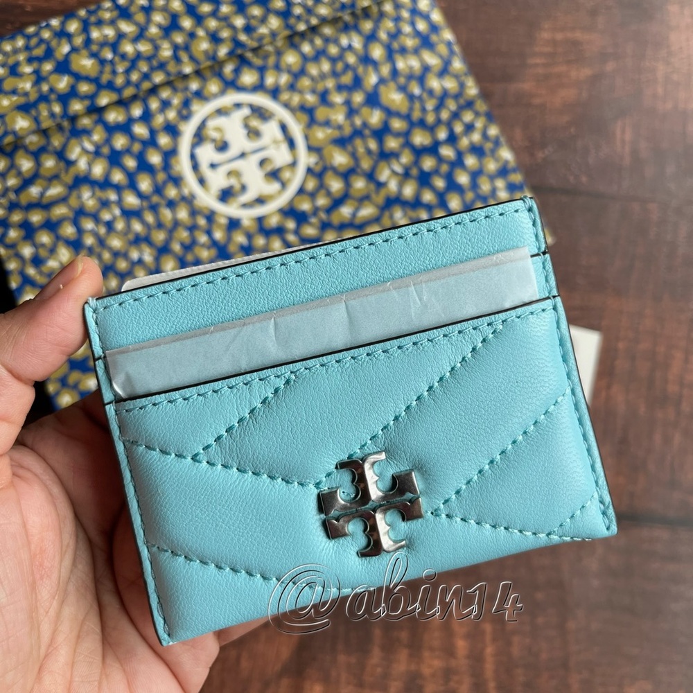 NWT Tory Burch Kira Leather Chevron Card Case
